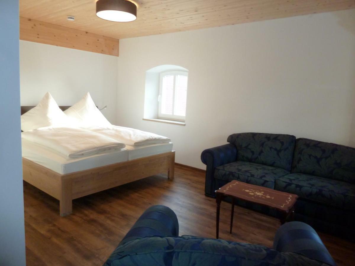 Ferienwohnung Zum Dorfwirt Riedenburg Luaran gambar